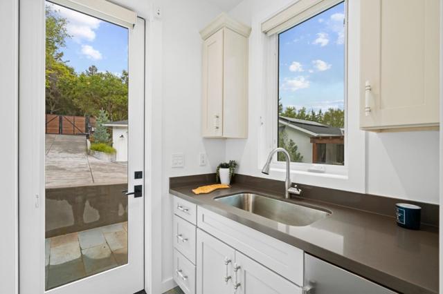 Image 36 of 56 For 140 Twin Oaks Drive