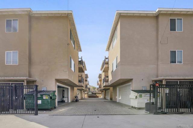 3264 Imperial Avenue, San Diego CA: https://media.crmls.org/mediaz/010916e2-17cd-4625-b798-33493d707035.jpg