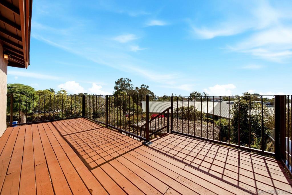 932 Regal Rd - photo 19