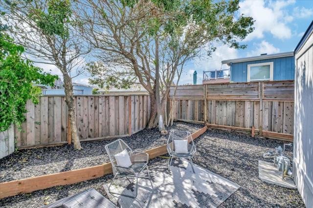 2395 Delaware Avenue, Santa Cruz CA: https://media.crmls.org/mediaz/010b360b-9f5c-4678-bd80-9112e3e854cd.jpg
