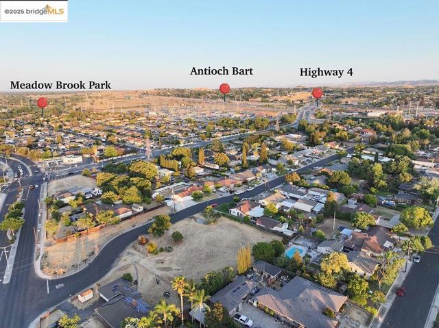 1806 Blossom Drive, Antioch CA: https://media.crmls.org/mediaz/010c2256-d094-4739-ae37-aca60c95d5e1.jpg