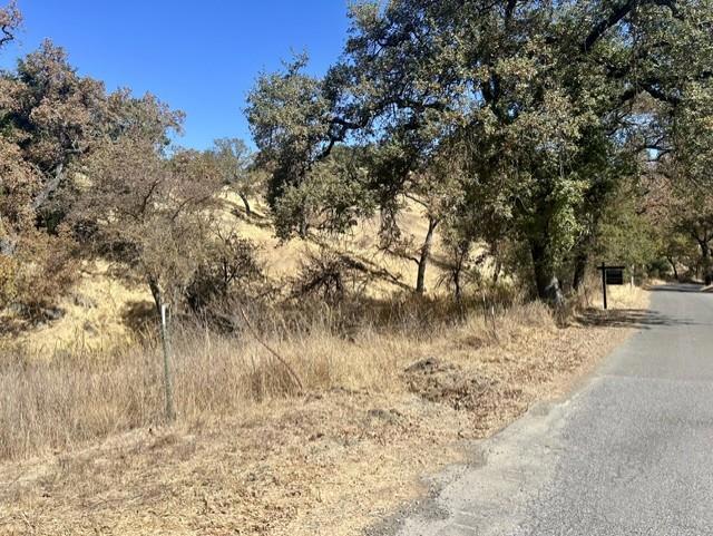 1 Little Uvas Road, Morgan Hill CA: https://media.crmls.org/mediaz/010c46e3-08b1-42a6-9351-04bea19ed7b7.jpg