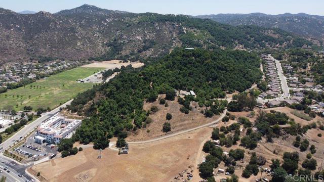 3160 Slivkoff Drive, Escondido CA: https://media.crmls.org/mediaz/010d160c-616d-4e6d-a897-6e35fa3b46cf.jpg