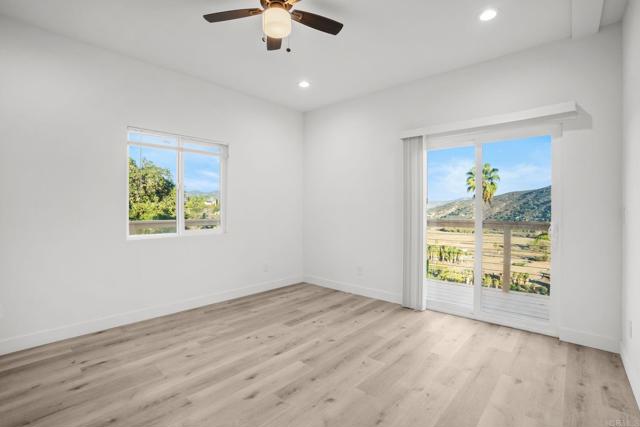 Detail Gallery Image 3 of 10 For 2918 Anaheim St, Escondido,  CA 92025 - 3 Beds | 2 Baths