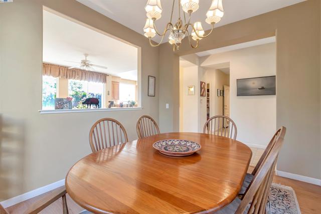 Image 18 of 53 For 2386 Pacifica Ct