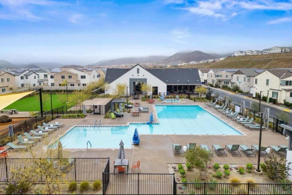 MLS #250029425SD img 36