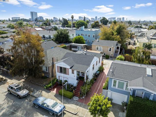 Image 23 of 42 For 883 46th St  