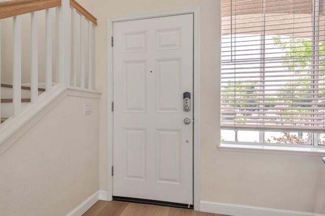 1992 Wayne Circle, San Jose CA: https://media.crmls.org/mediaz/01106888-ca4c-4f08-a33c-50929c38068f.jpg