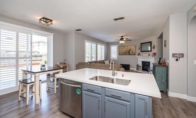 3417 River Shoal Avenue, Sacramento CA: https://media.crmls.org/mediaz/01111fef-8126-47e3-8a7c-076f0f80b0a7.jpg