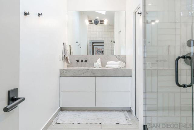 5745 Soledad Mountain Road, La Jolla CA: https://media.crmls.org/mediaz/01118e9f-cddb-4b49-a62e-9c76bf92de8a.jpg
