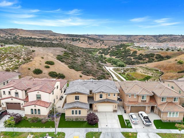1228 Spivey Rd, Chula Vista CA: https://media.crmls.org/mediaz/01122b5b-2720-4c74-96b4-7957b09fdc8d.jpg