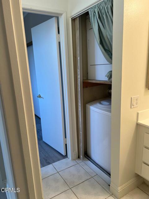 Detail Gallery Image 8 of 12 For 2394 Pleasant Way #J,  Thousand Oaks,  CA 91362 - 2 Beds | 1 Baths