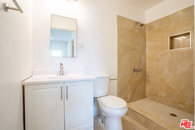1245 S Berendo Street, Los Angeles CA: https://media.crmls.org/mediaz/0112bdef-6793-4770-90c9-4a7e8562e14f.jpg