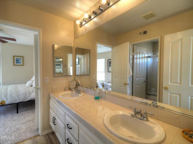 Detail Gallery Image 36 of 54 For 29047 Ironwood Ln, Saugus,  CA 91390 - 3 Beds | 3 Baths