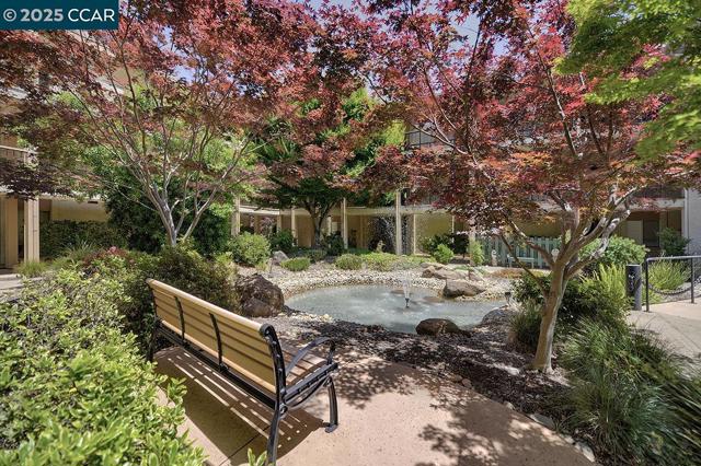 4033 Terra Granada Dr, Walnut Creek CA: https://media.crmls.org/mediaz/01142917-3d99-4c74-befa-ef4ebd160562.jpg