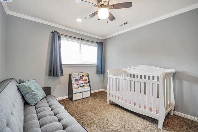 14413 Kings Ct, San Leandro CA: https://media.crmls.org/mediaz/011479a1-0a4f-472c-8f92-781538fd7959.jpg