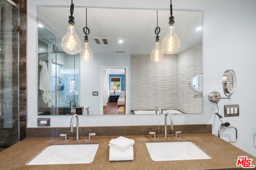 MLS #25625483 img 43