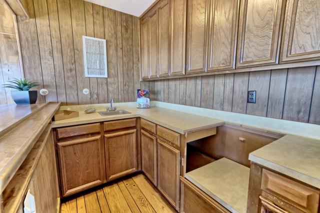 350 Highland Avenue, Santa Cruz CA: https://media.crmls.org/mediaz/011573a2-5a13-4502-b20c-f536df027dab.jpg