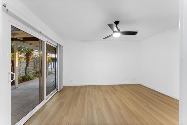 Detail Gallery Image 15 of 27 For 3839 Vista Campana #32,  Oceanside,  CA 92057 - 2 Beds | 1/1 Baths