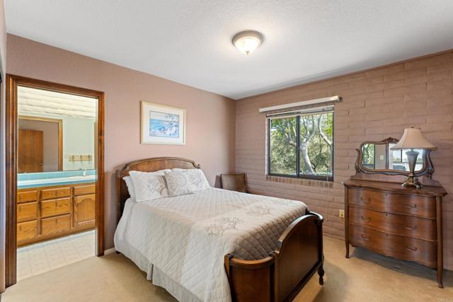 Home for Sale in Ramona