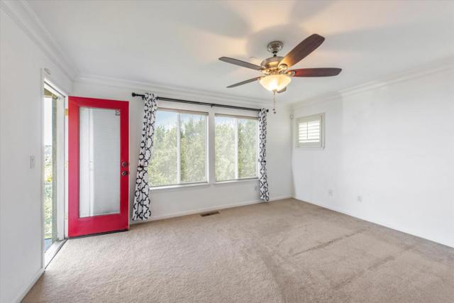 8215 Skyline Circle, Oakland CA: https://media.crmls.org/mediaz/0115f4a5-6c49-451f-94e4-44d3324eb952.jpg