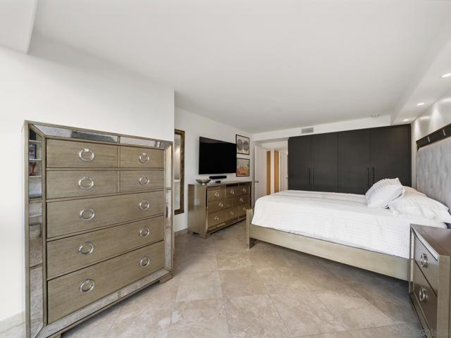 Image 34 of 69 For 1760 Avenida Del Mundo  #101 & #11