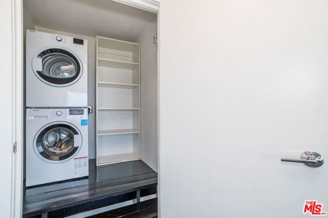 8506 Magnolia Drive, Los Angeles CA: https://media.crmls.org/mediaz/0116ddc0-34dc-4a56-a426-ef2f3a2bd0b0.jpg