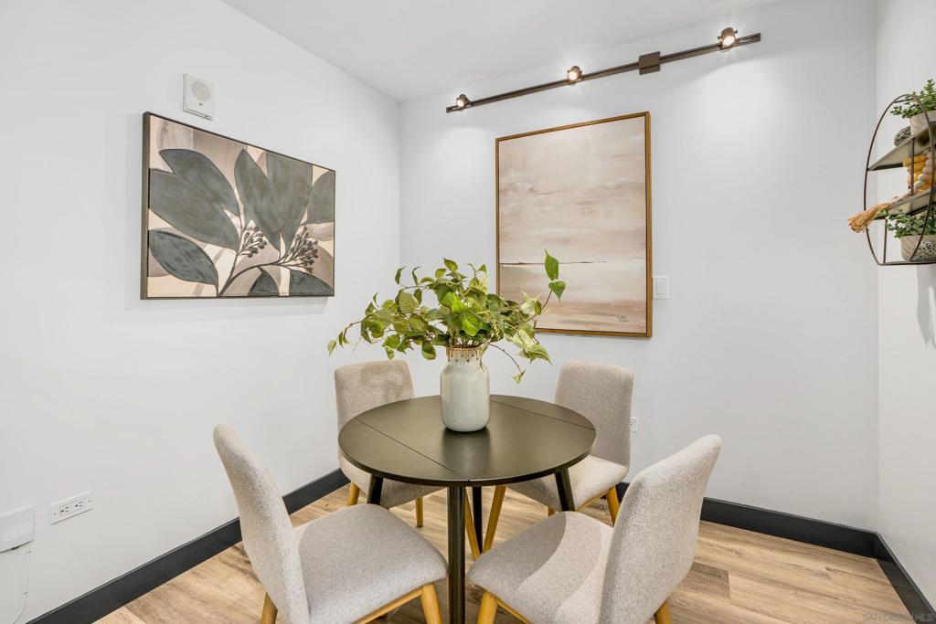425 Beech - photo 8