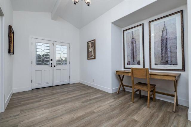 29795 Eagle Point Drive, Canyon Lake CA: https://media.crmls.org/mediaz/0118ca58-2bee-4d39-a94b-025070b1880e.jpg