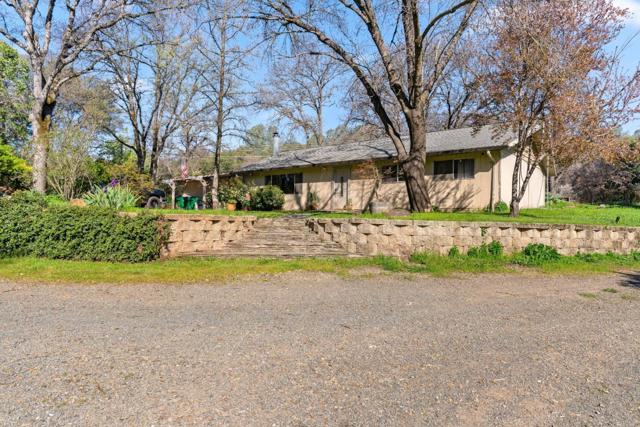 10264 Combie Road,  CA: https://media.crmls.org/mediaz/01190dea-4deb-45ae-9ba7-78a64eccb1f7.jpg