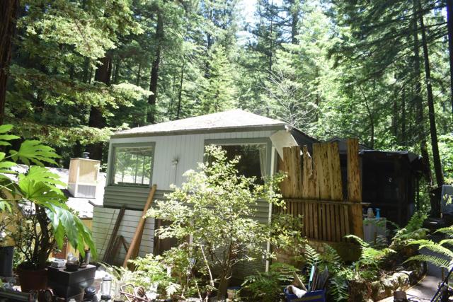 10158 E Zayante Road, Felton CA: https://media.crmls.org/mediaz/0119c1d7-8753-405e-a19a-8e8b6ce619f6.jpg
