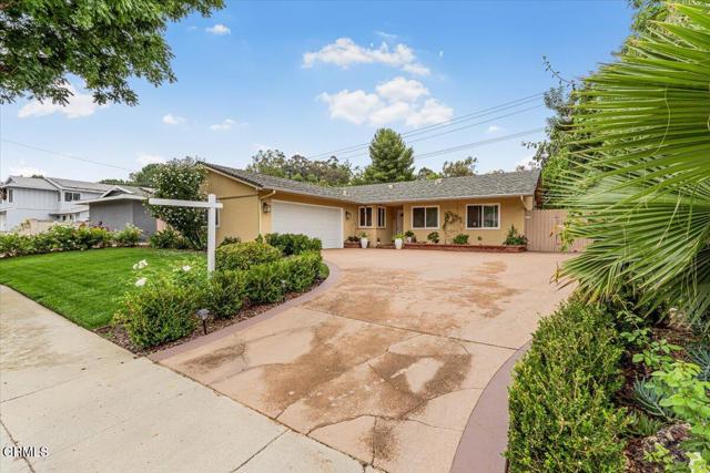 835 Appleton Road, Simi Valley CA: https://media.crmls.org/mediaz/011a0655-503b-4595-a2d6-c82dfefab411.jpg