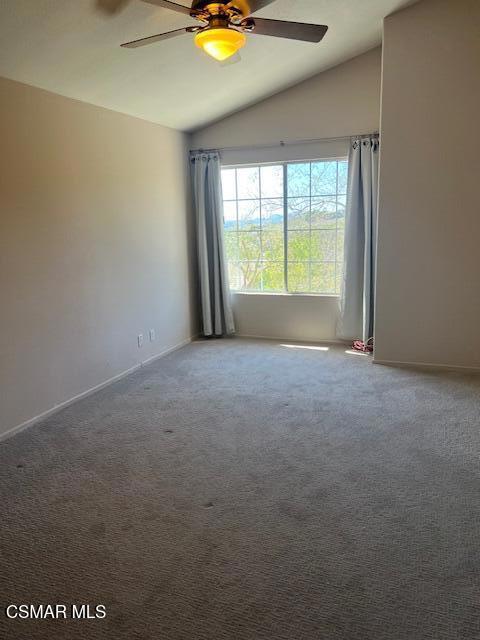 3101 La Casa Court, Thousand Oaks CA: https://media.crmls.org/mediaz/011a18b9-c8c7-443c-b288-bd8096cc7c37.jpg