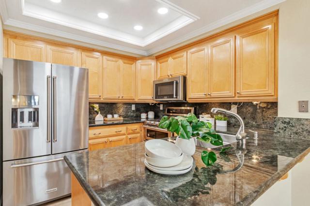 Image 5 of 39 For 415 Camille Circle 14