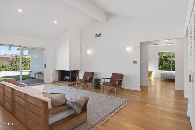 Detail Gallery Image 14 of 39 For 1239 Seafarer St, Ventura,  CA 93001 - 3 Beds | 2 Baths