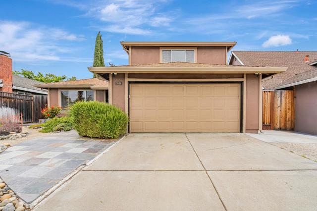 5684 Calpine Drive, San Jose CA: https://media.crmls.org/mediaz/011bc607-6113-4536-83e3-291c2571961f.jpg