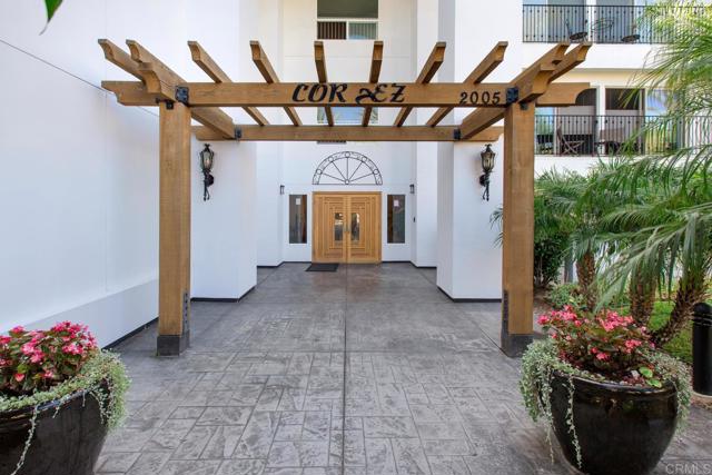 2005 Costa Del Mar, Carlsbad CA: https://media.crmls.org/mediaz/011c4abd-0456-4824-ad1f-982deb0be8ab.jpg