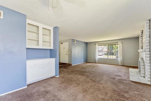 Detail Gallery Image 6 of 33 For 1313 Marcella Ln, Santa Ana,  CA 92706 - 4 Beds | 2 Baths