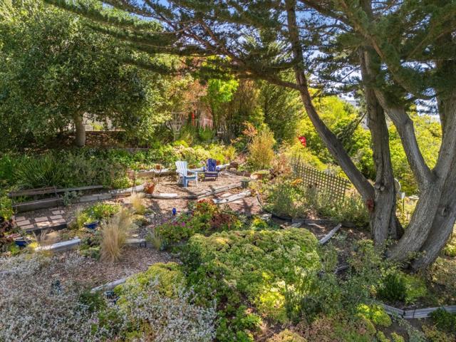 3405 Rio Road, Carmel CA: https://media.crmls.org/mediaz/011cb360-57b9-4798-aa6a-fdeecb0dc790.jpg