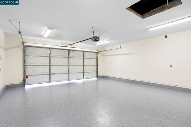 4650 Regina Ln, Concord CA: https://media.crmls.org/mediaz/011d4843-2621-4846-9bf9-e1226d10c5e4.jpg