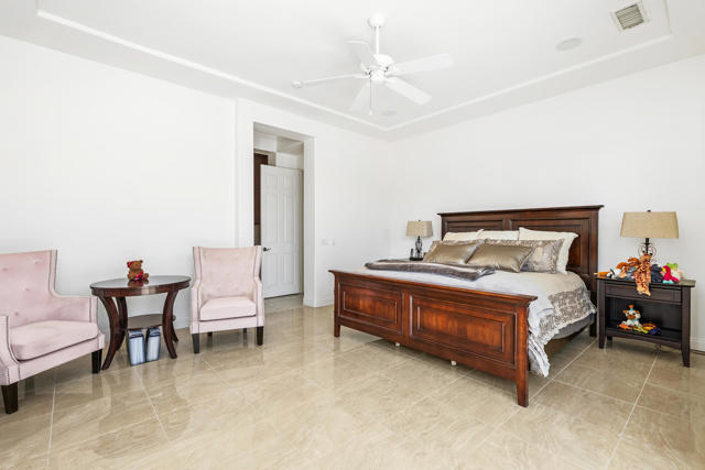 Image 16 of 36 For 77 Clavel Court