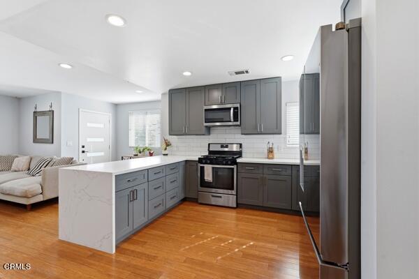 Detail Gallery Image 10 of 28 For 4455 Lowell Ave, Los Angeles,  CA 90032 - 3 Beds | 2 Baths