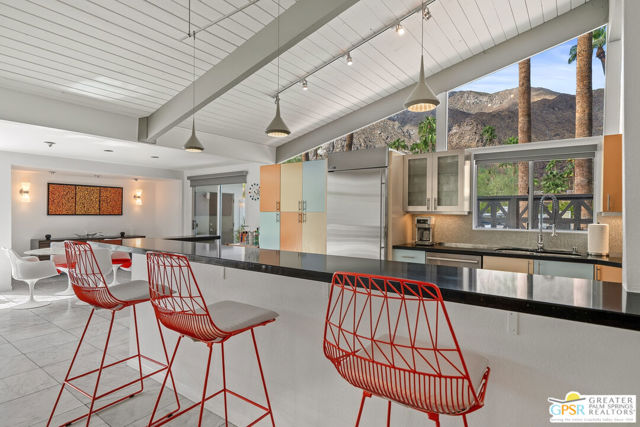 844 N Topaz Circle, Palm Springs, CA 92262