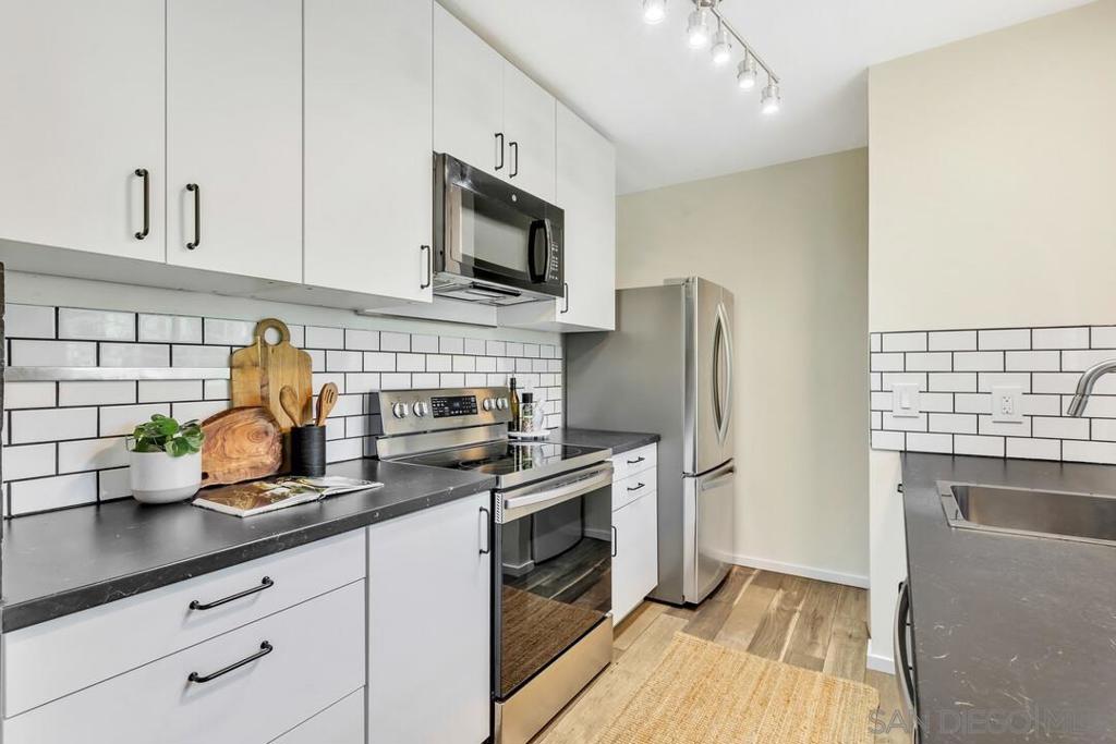 6725 Mission Gorge - photo 4