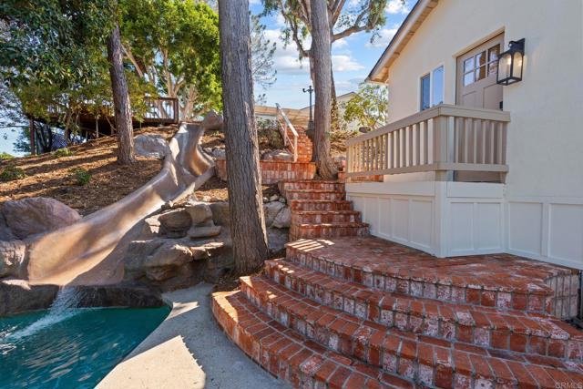 603 Sereno View Road, Encinitas CA: https://media.crmls.org/mediaz/01217f3b-9aec-414c-807e-a7e2e405fda1.jpg