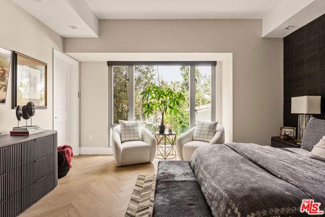 10727 Wilshire Boulevard, Los Angeles CA: https://media.crmls.org/mediaz/0121cddb-9f39-43fc-93a9-f019dfebe0de.jpg
