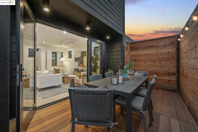 1516 Blake St, Berkeley CA: https://media.crmls.org/mediaz/01221cb6-b751-4cd4-a269-baa1a1dbe92f.jpg