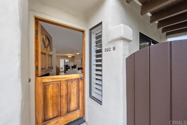 Detail Gallery Image 5 of 72 For 292 Chinquapin Ave #B,  Carlsbad,  CA 92008 - 3 Beds | 2/1 Baths