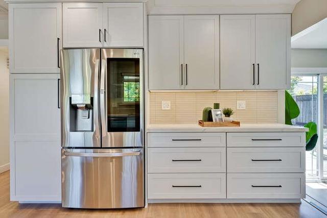 898 La Plata Plaza, Campbell CA: https://media.crmls.org/mediaz/0122a2c8-4787-4cbc-832a-ea2a821e87d7.jpg