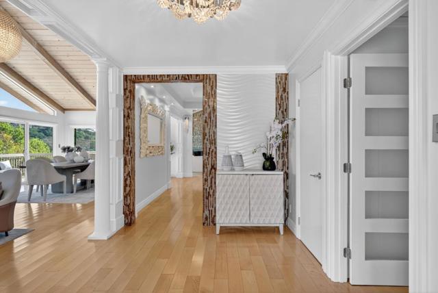 30 Bluebell Lane, Hillsborough CA: https://media.crmls.org/mediaz/012310b8-3564-479f-810c-78404ffe135e.jpg